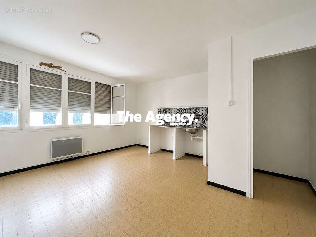 Appartement à MARSEILLE-7E