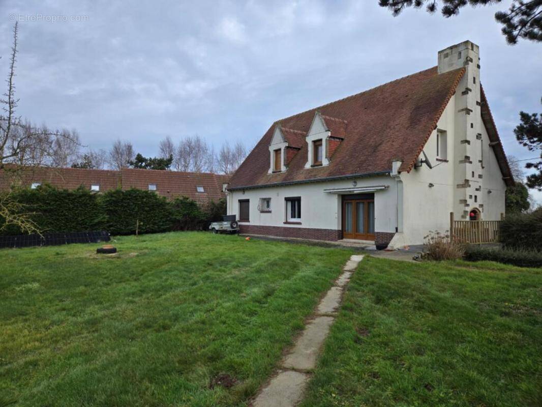 Maison à FRIVILLE-ESCARBOTIN