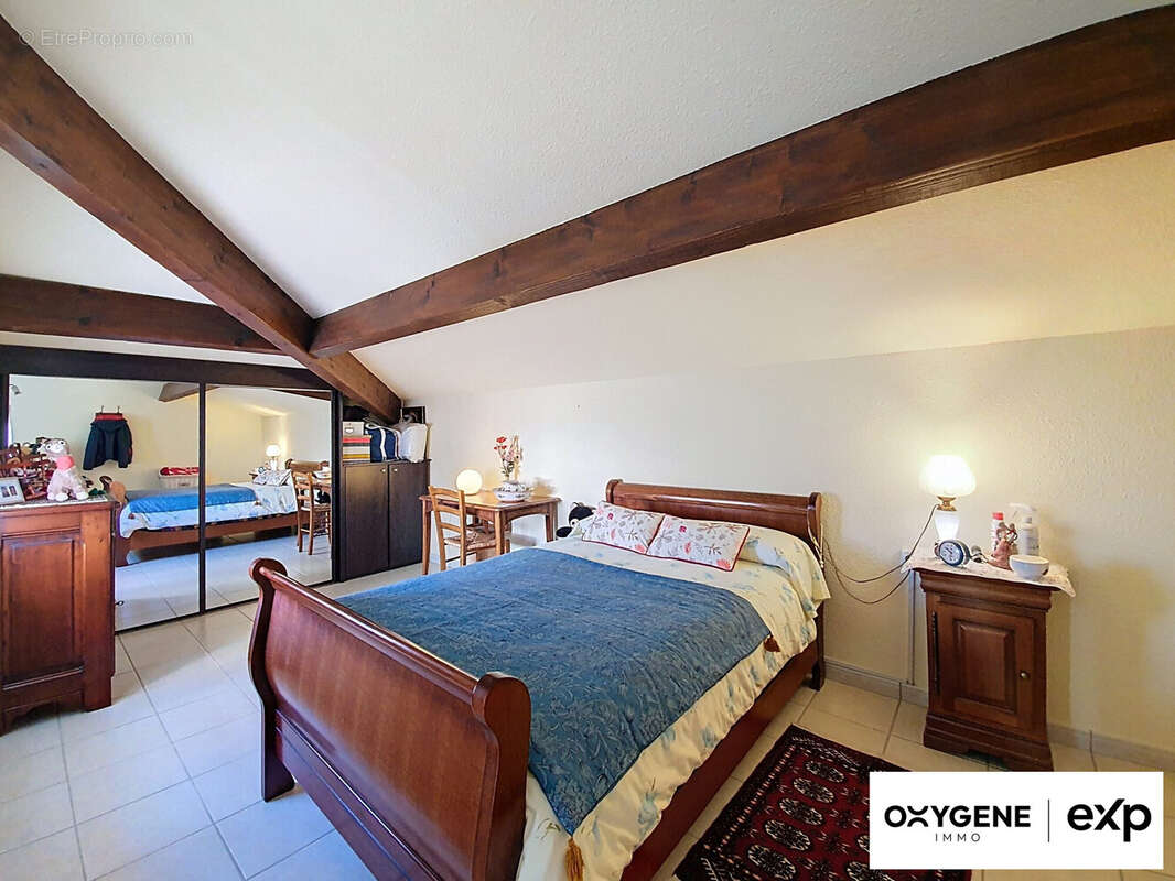 Appartement à SAINT-LAURENT-DE-LA-SALANQUE