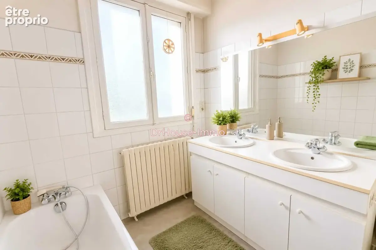 Appartement 5 pièces 125 m² à vendre à Oloron-Sainte-Marie (64400) - photo 23
