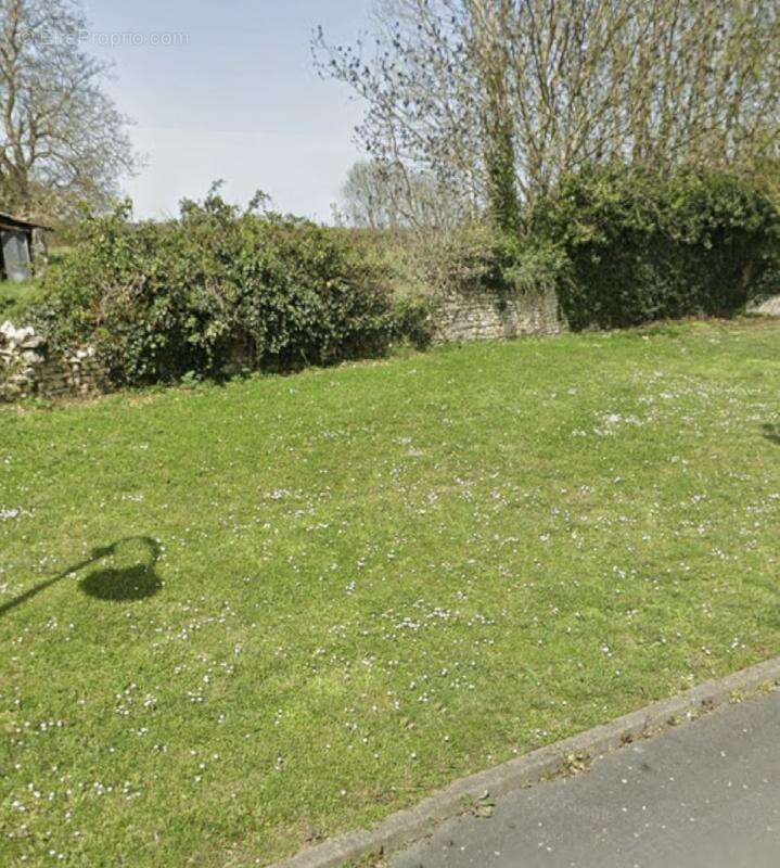 À vendre – Terrain constructible de 573 m² – Vouhé (17) – 58 000 € - photo 3