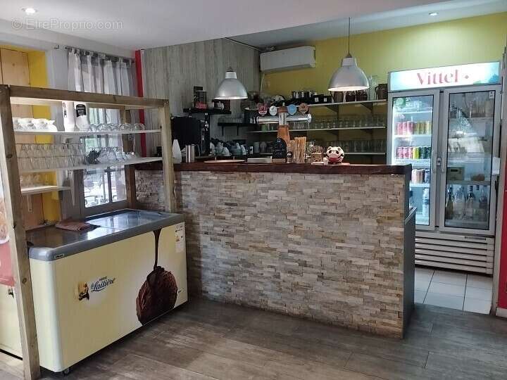 1000012055 - Commerce à LES EYZIES-DE-TAYAC-SIREUIL