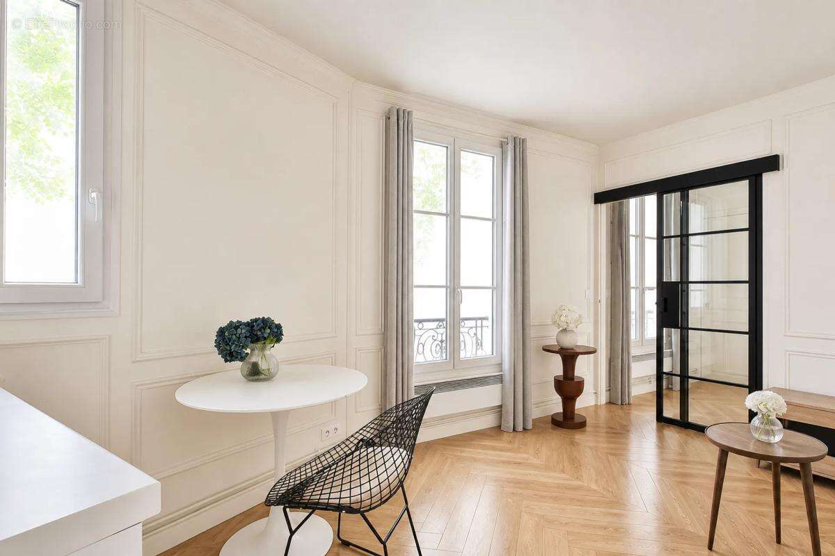 Appartement de 2 pièces de 24 m² à Paris - photo 2