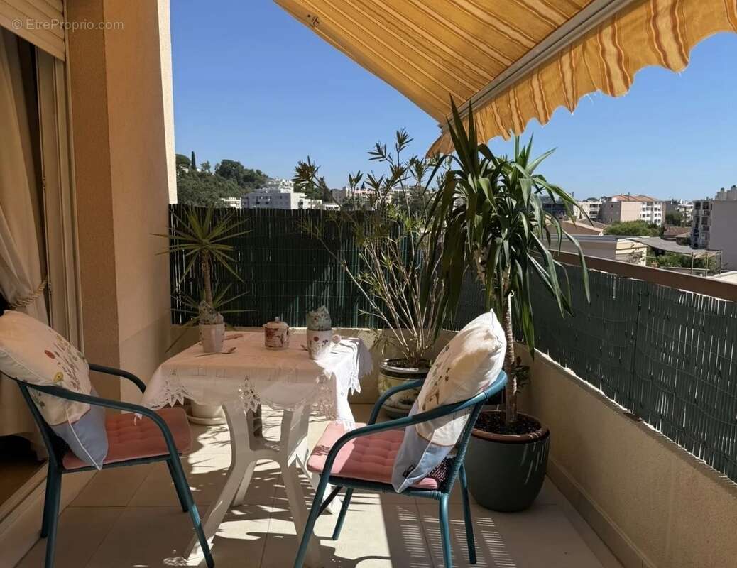 Appartement à CAGNES-SUR-MER