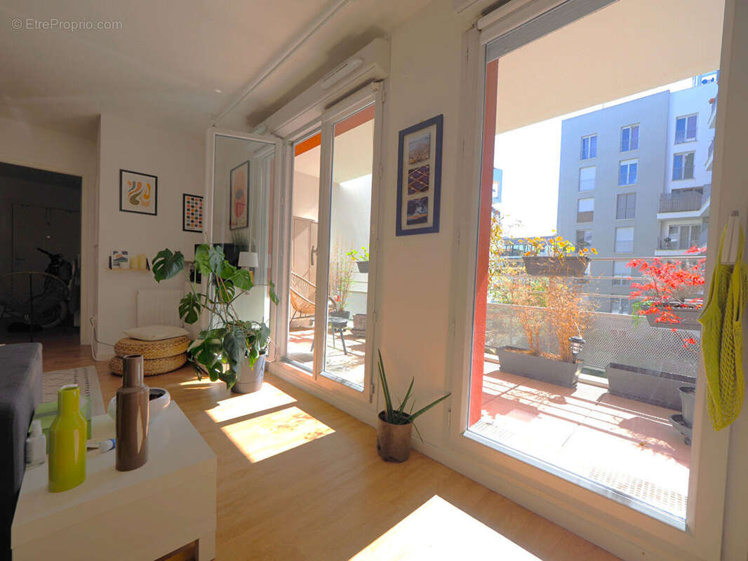 Appartement à ROMAINVILLE