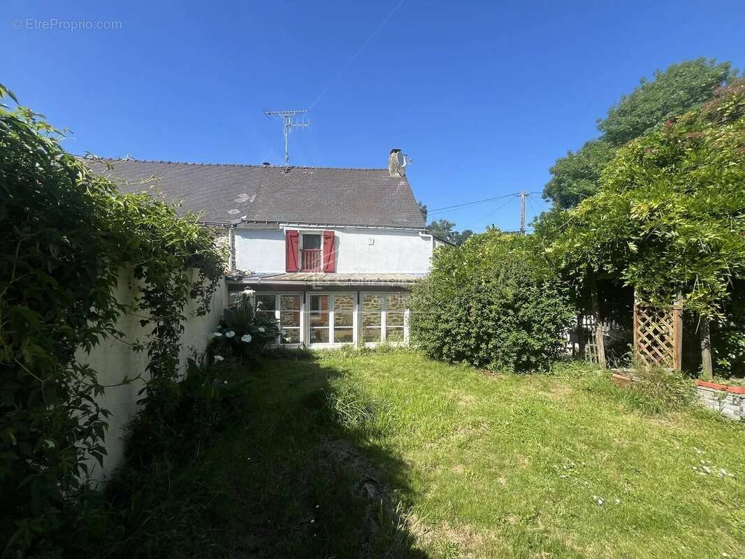 Maison à DREFFEAC