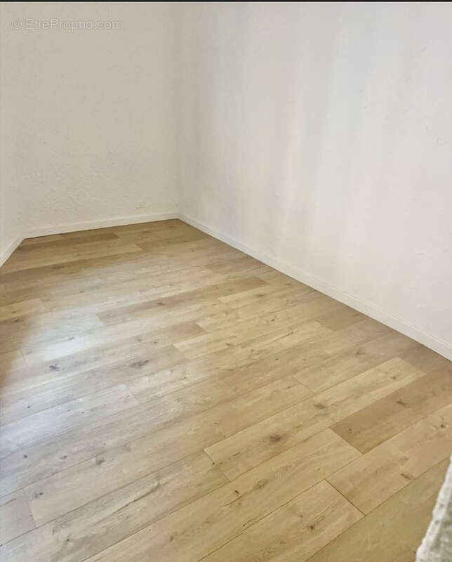 Appartement à ANSE