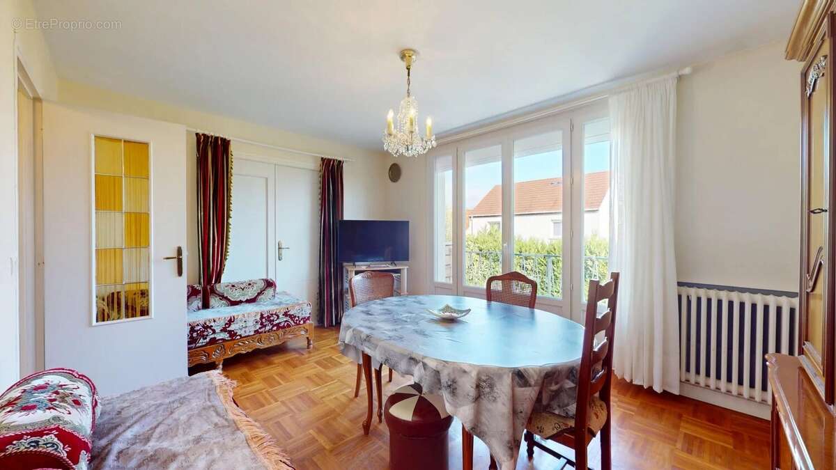 Maison à MONTFERMEIL