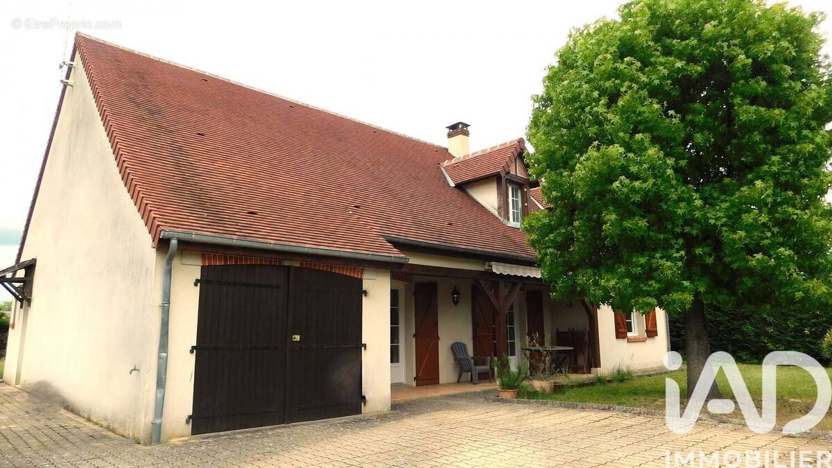 Photo 1 - Maison à SALBRIS