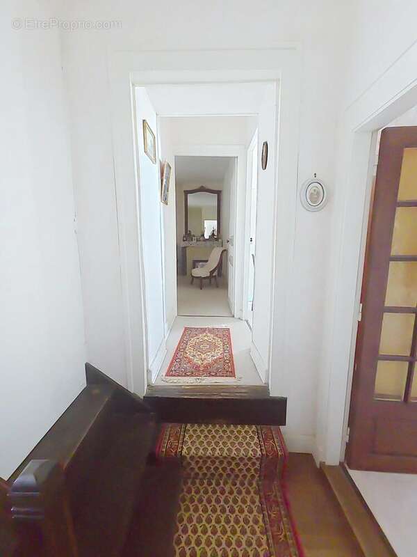 Photo 2 - Maison à LE PONT-CHRETIEN-CHABENET
