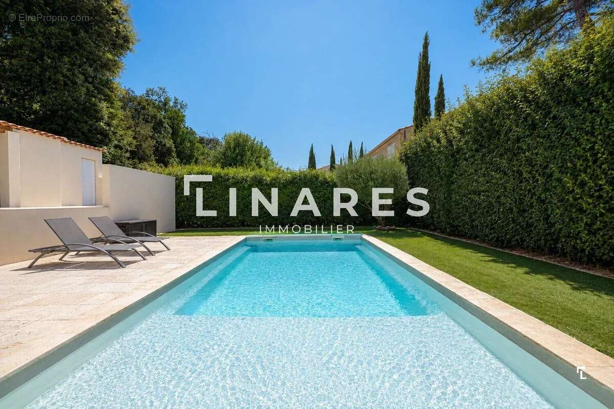 LA DOUCEUR - Villa T5 de 137m² - Piscine - Garage de 20m² - Terrain de 498m² - 13011 PARC DES 7 COLLINES - photo 8