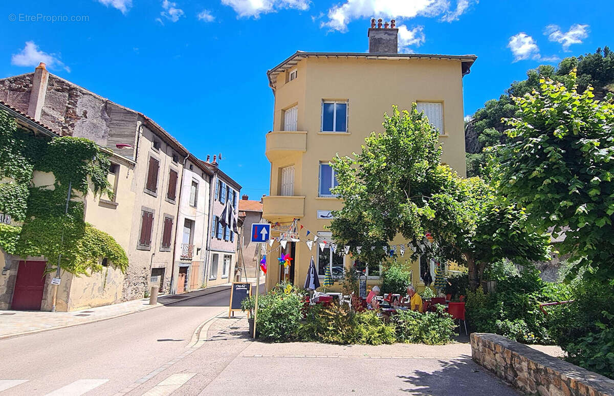 Appartement à SAINT-FLORET