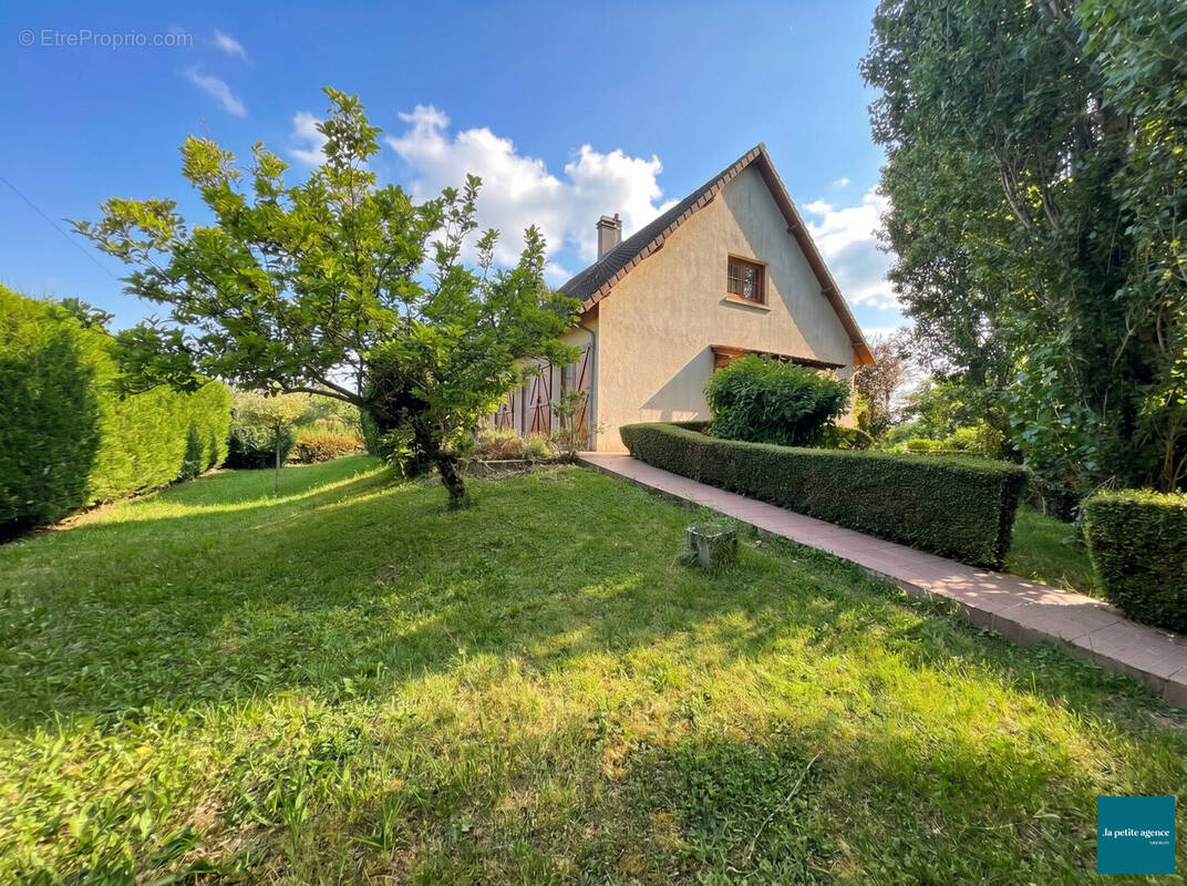 Maison à DONNAY