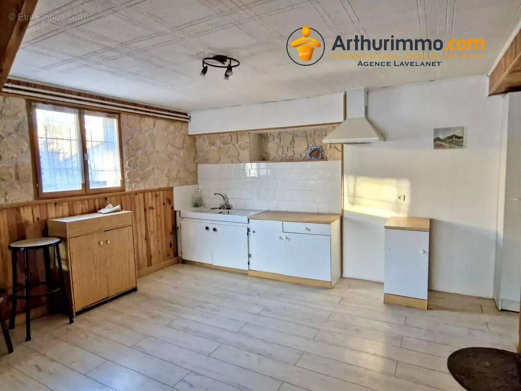 Maison à LAROQUE-D'OLMES