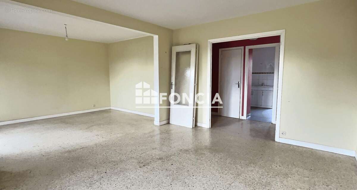 Appartement à SAINT-ETIENNE