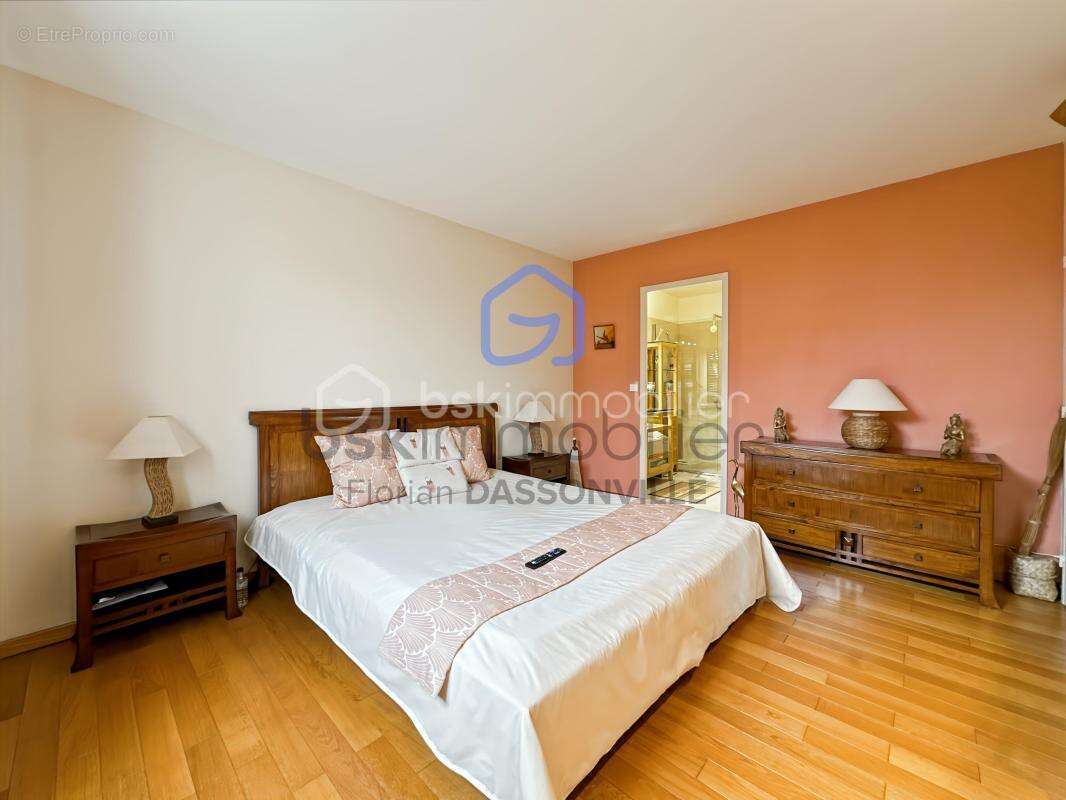 Maison PLAIN-PIED 120 m2 - 4 chambres - Terrain 586 m2 - Garage double - photo 10