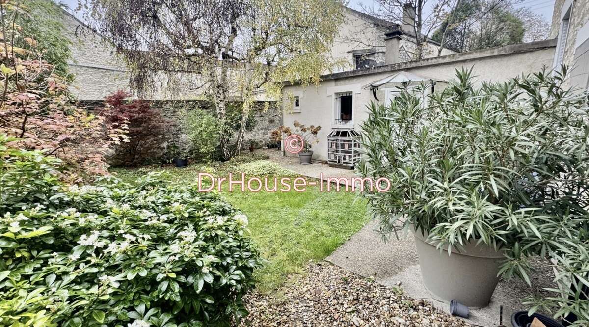 Maison à MANTES-LA-VILLE