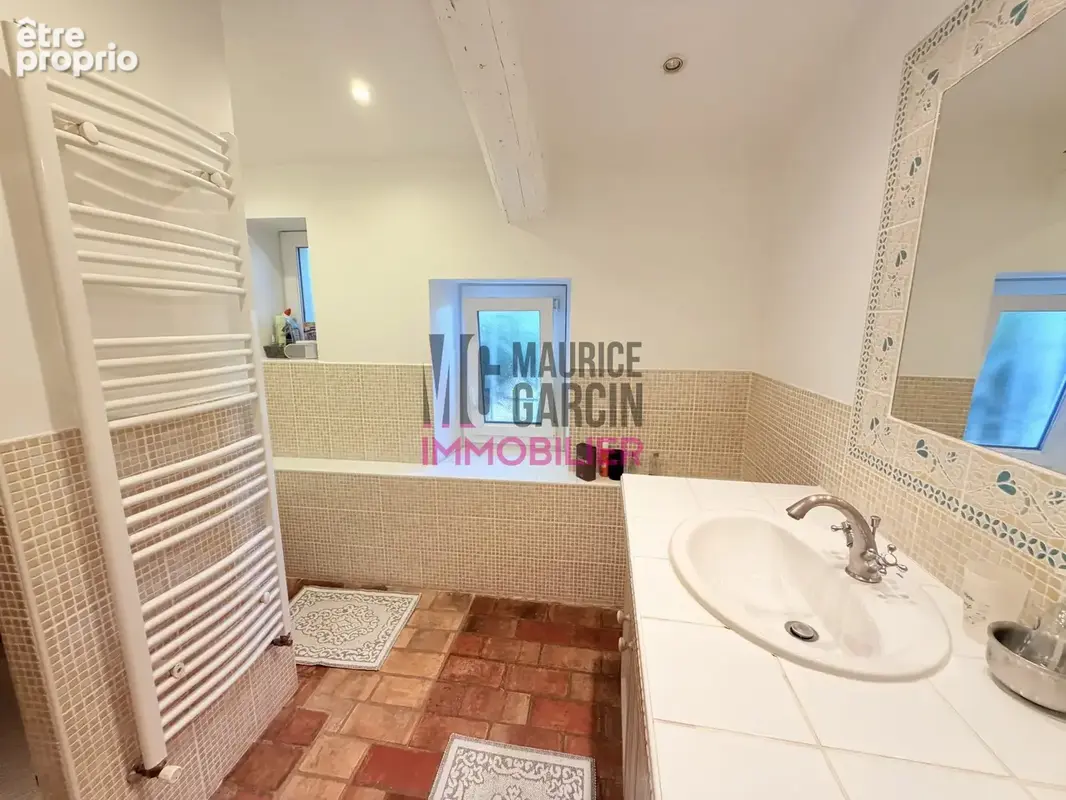 Maison 7 pièces 178 m² à vendre à Cabannes (13440) - photo 8