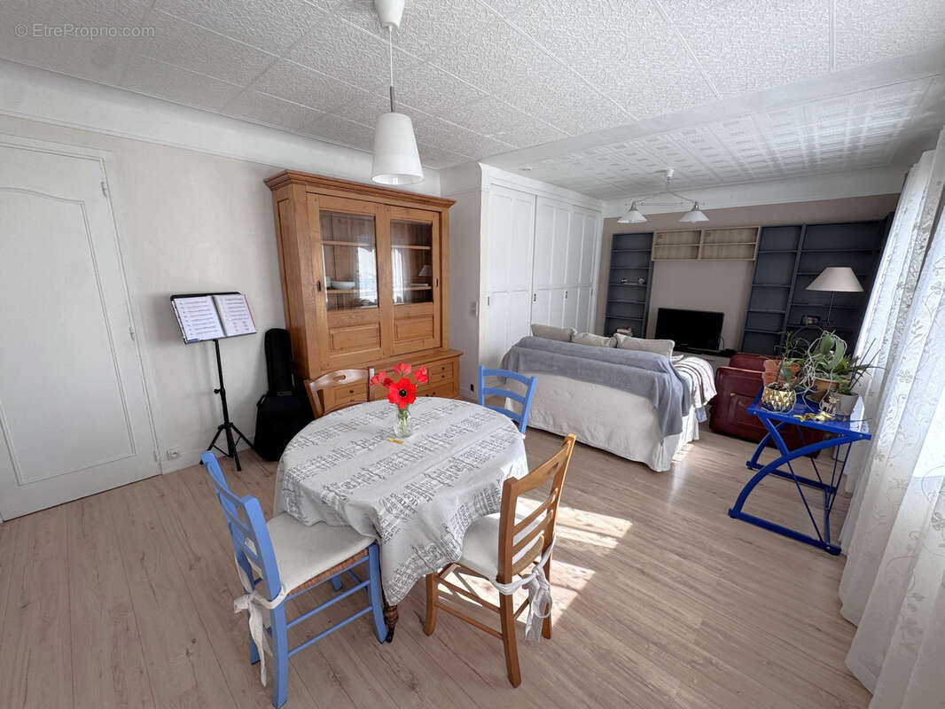 Maison de plain-pied avec ascenseur sur sous-sol total - Proche Bréval et sa gare - photo 3