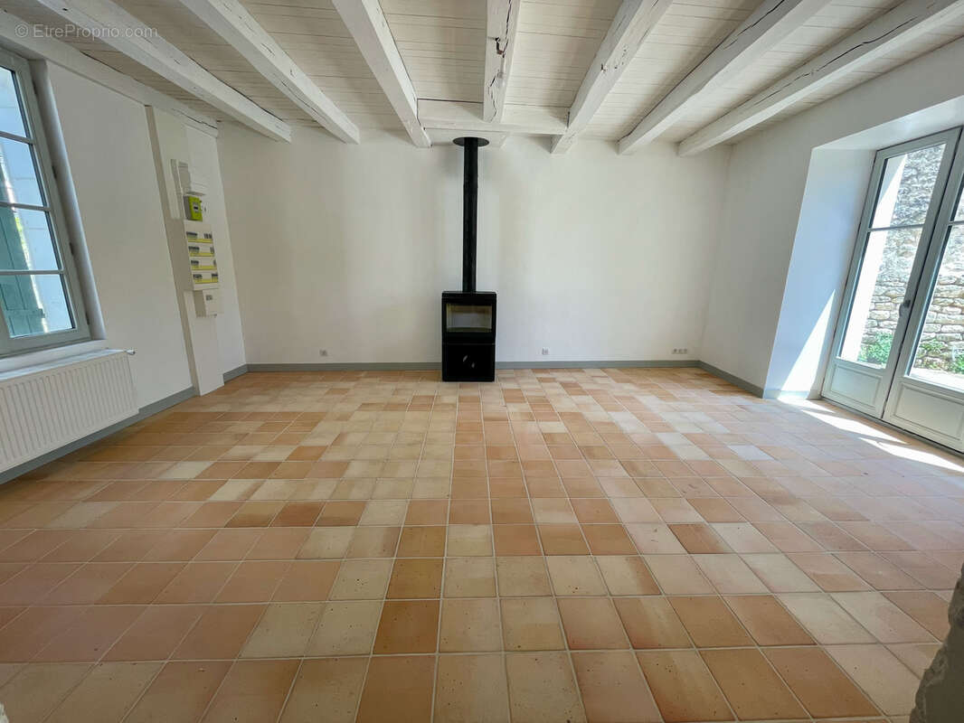 Maison à PORT-D'ENVAUX