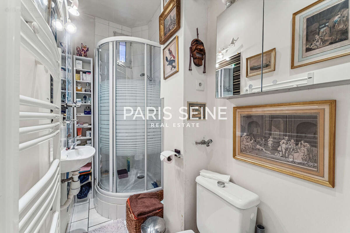 Appartement à LEVALLOIS-PERRET