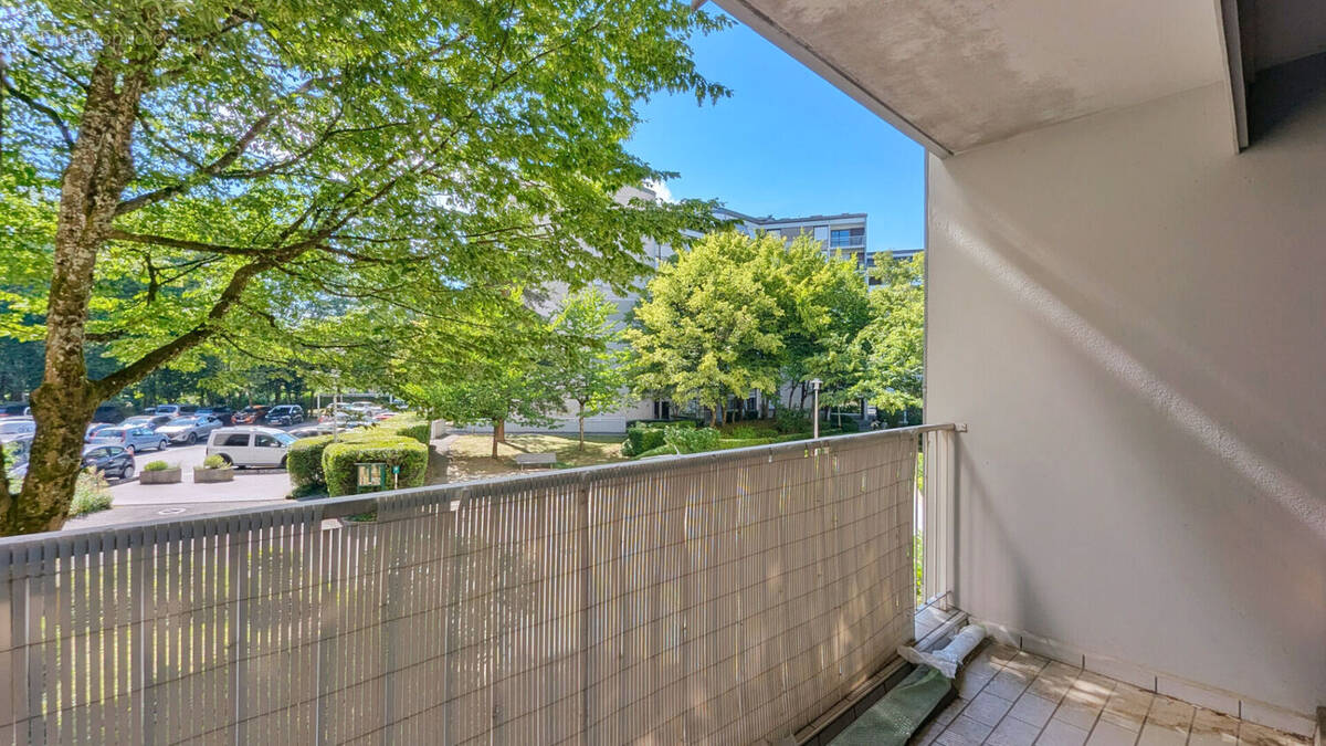 Appartement à SEYNOD