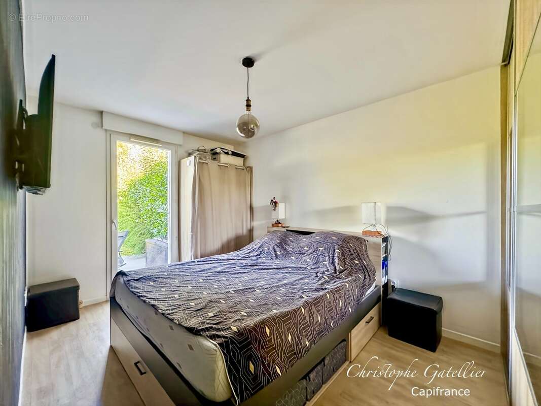  Appartement 4 pièces – 3 chambres - jardin - terrasse – double parking en sous-sol  - photo 9