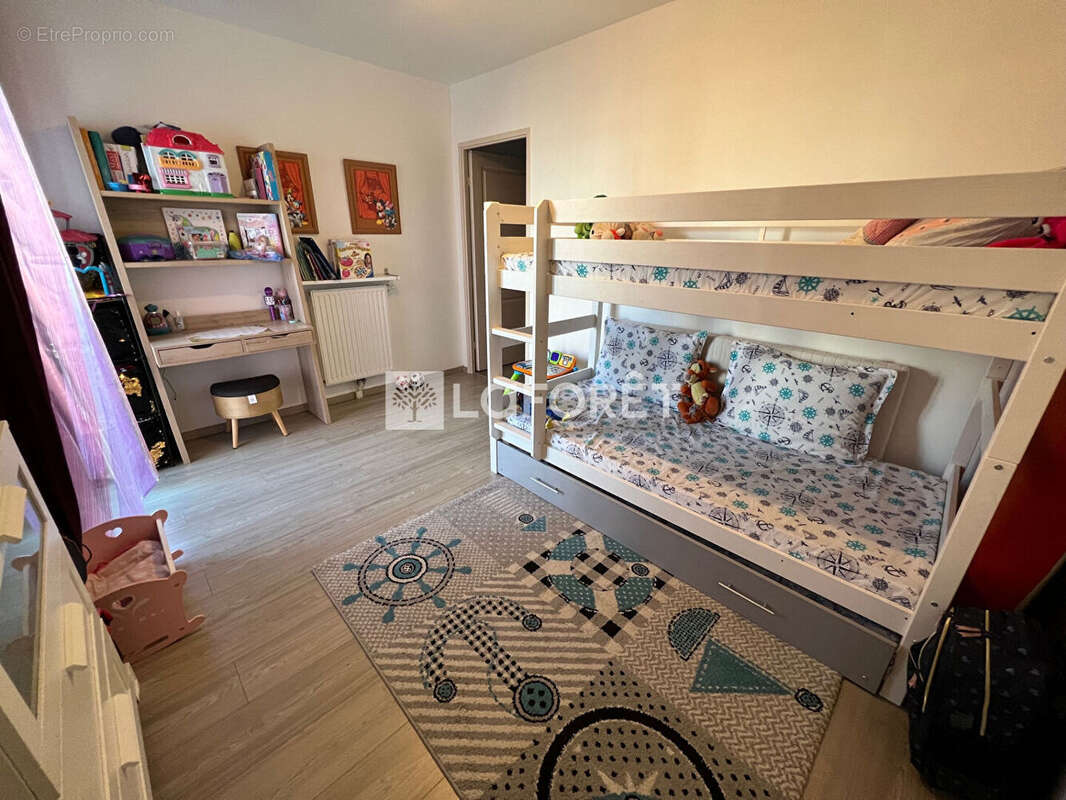 Appartement Les Pavillons Sous Bois 3 pièce(s) 61 m2 - photo 4