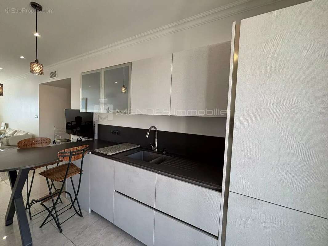 Exceptionnel dernier étage — appartement trois pièces vue mer panoramique, promenade des anglais - photo 7