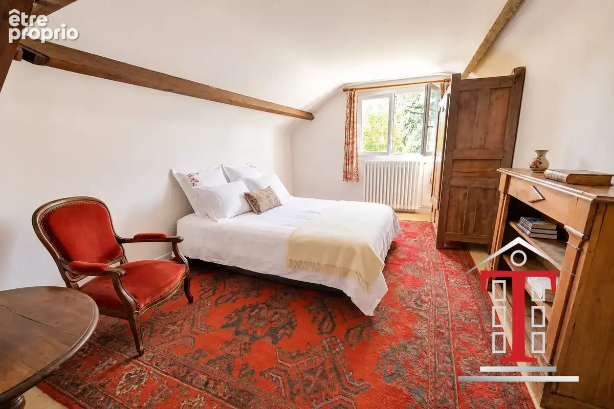 Chambre avec poutres apparentes