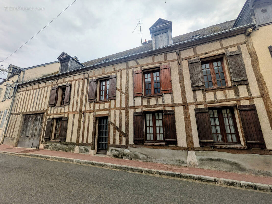 Maison à LADON