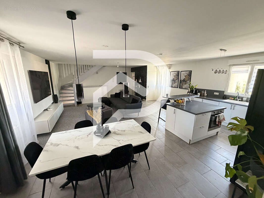 Appartement à DAMMARTIN-EN-GOELE