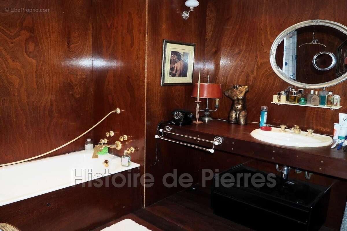 Maison à LA GARDE-FREINET