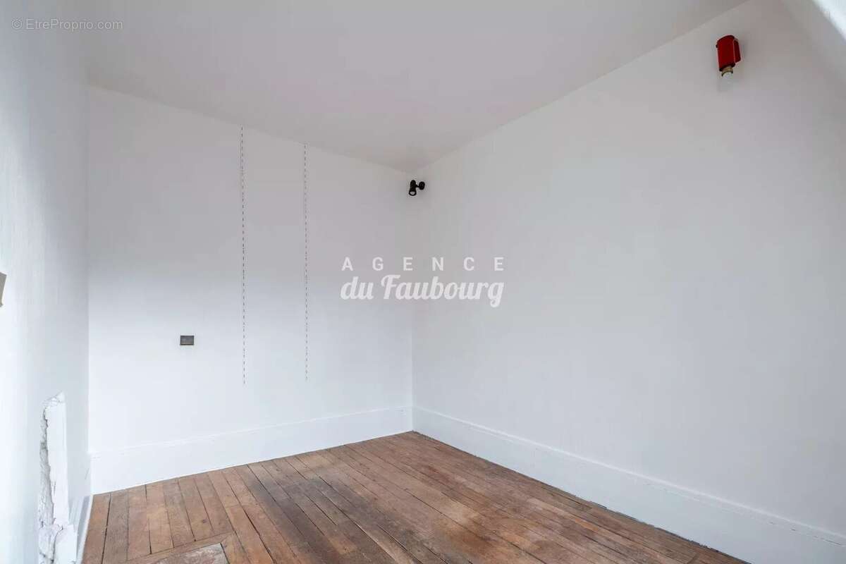 Appartement à PARIS-9E