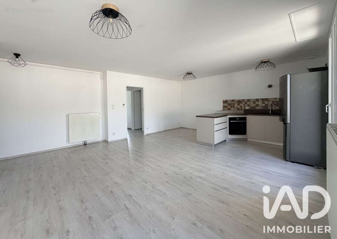 Appartement 59 m² à Limoges  - photo 3