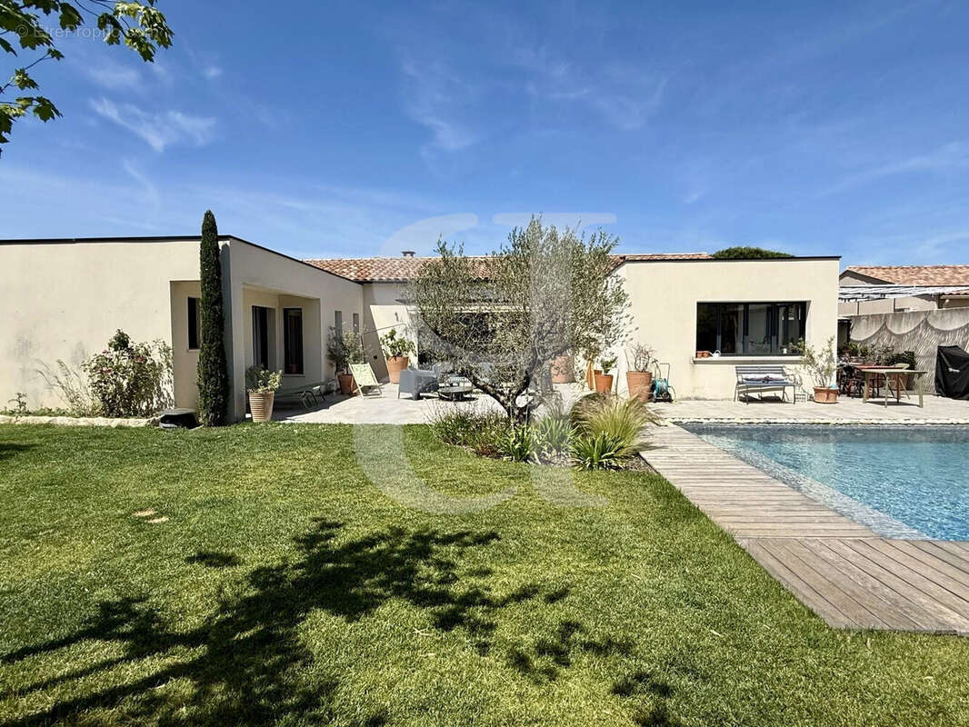 Maison à SAINT-REMY-DE-PROVENCE