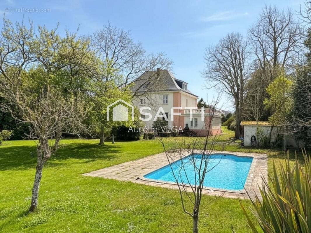 Photo 1 - Maison à LAROQUE-D'OLMES