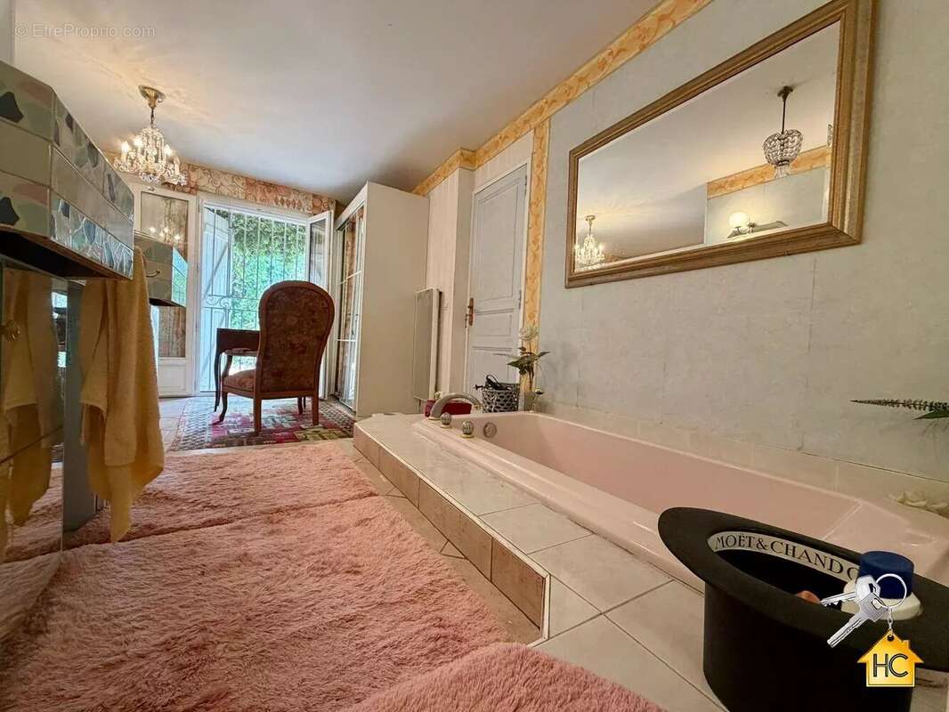 Villa La Croix des Gardes EXCLUSIVITE - photo 18