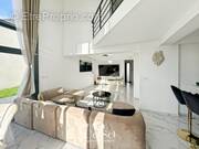 Maison à BARON-SUR-ODON