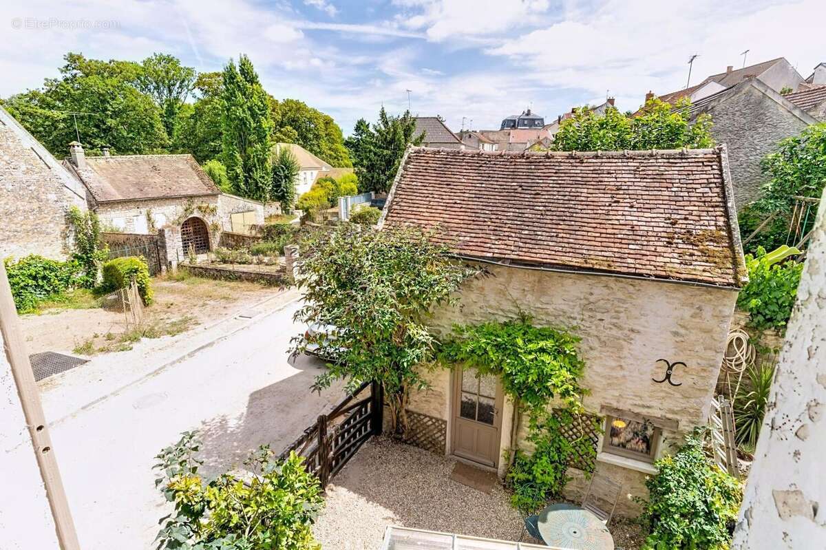 Photo 2 - Maison à FEUCHEROLLES