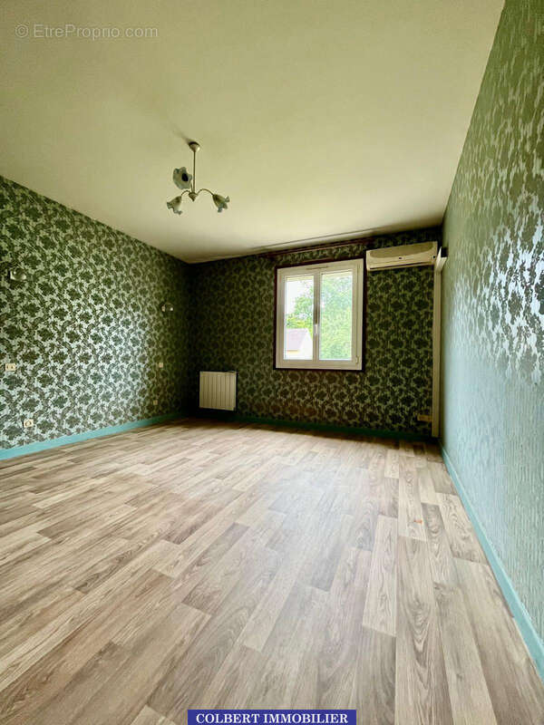 Maison à MONETEAU