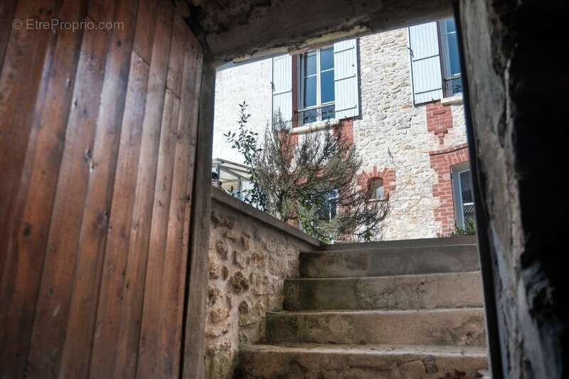 EXCLUSIVITE - Dpt Yvelines (78), à vendre à SAULX-MARCHAIS, Maison de caractère 6 pièces - photo 18