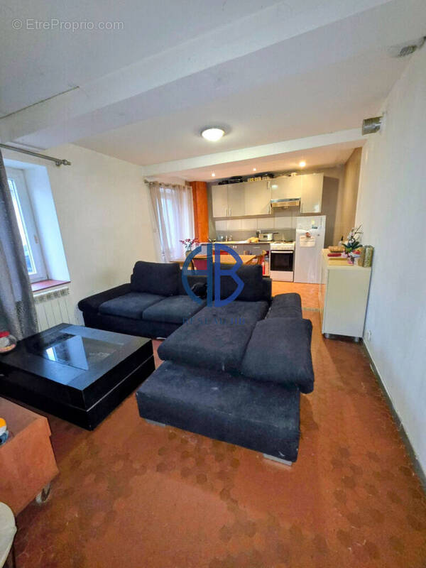 Maison à LES AVENIERES