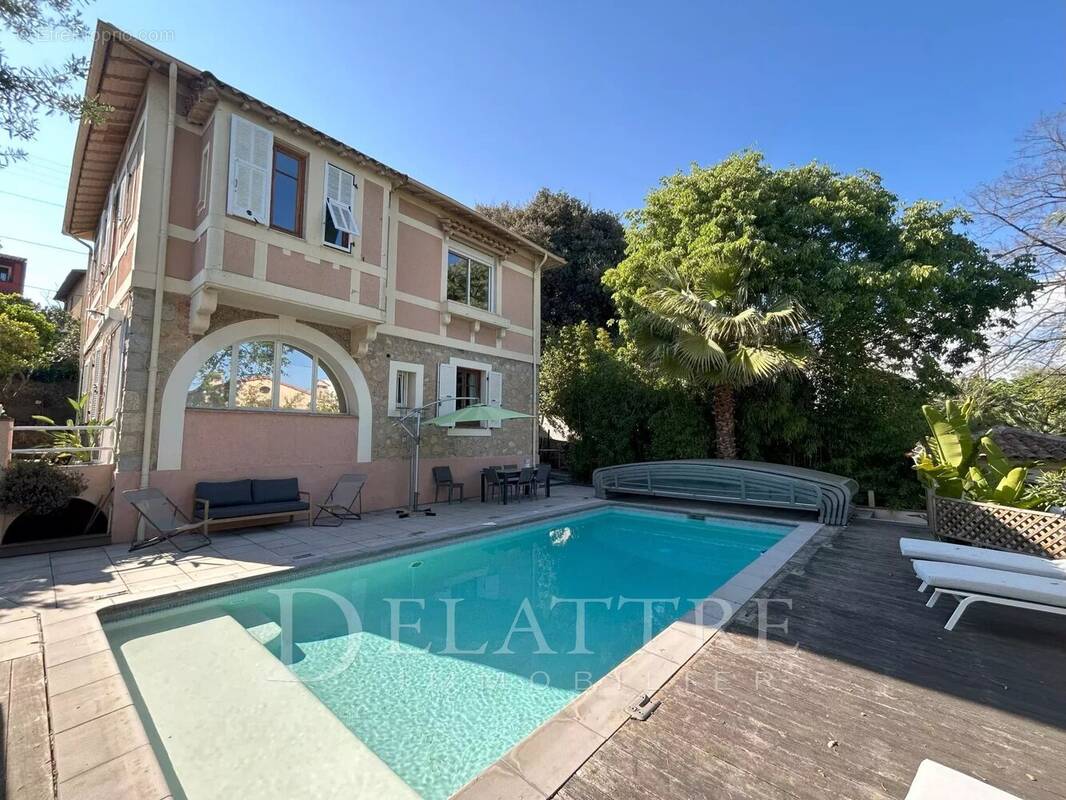 Maison à ANTIBES