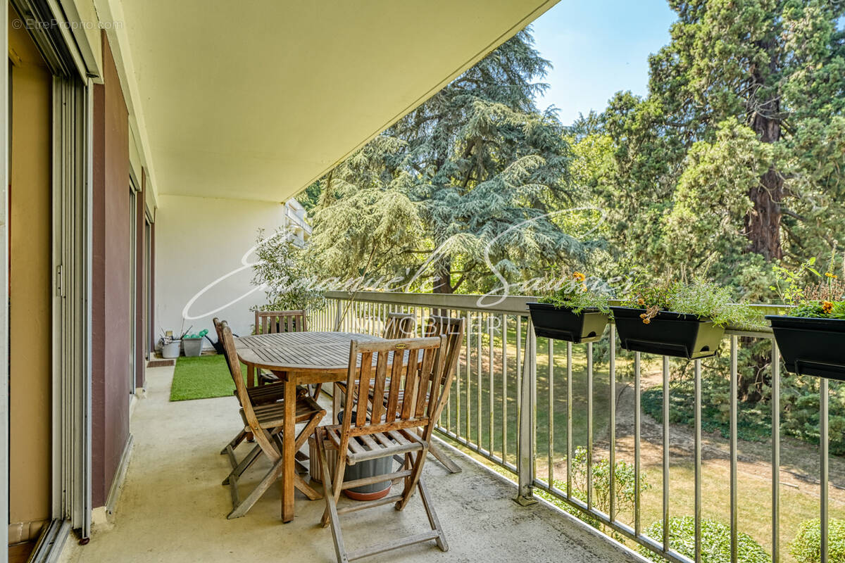 Appartement à VILLE-D'AVRAY