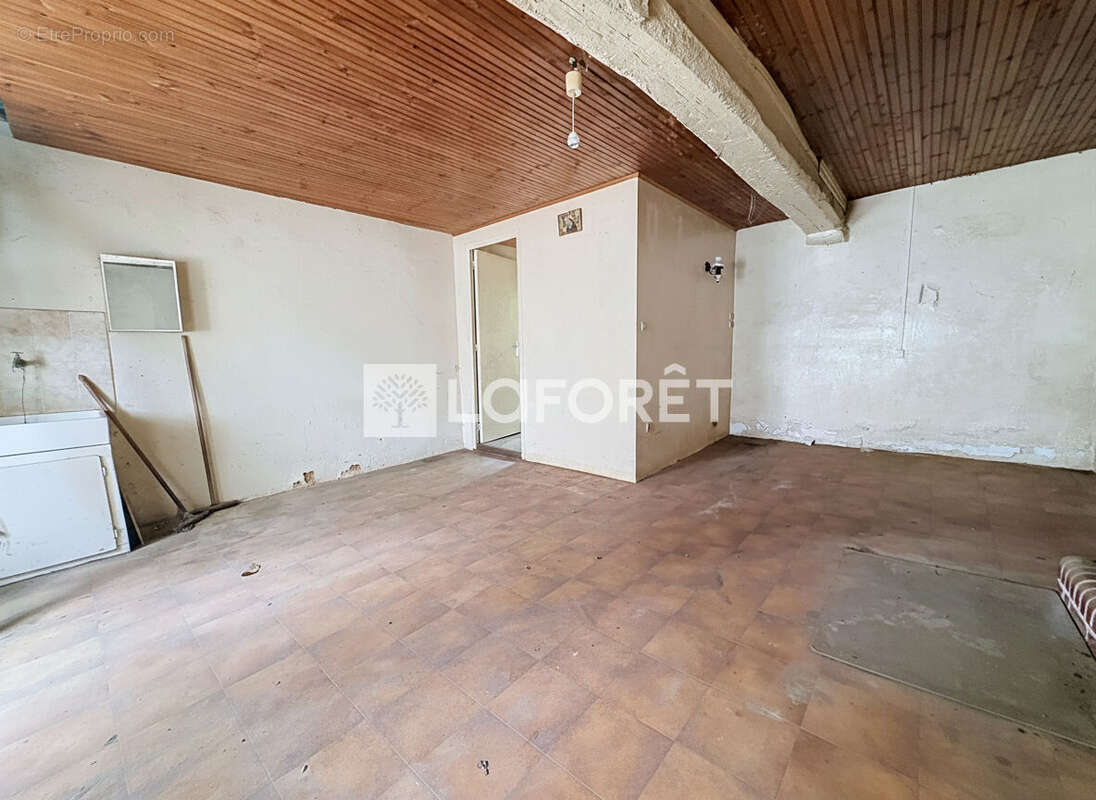 Maison Thehillac 6 pièce(s) 118 m2 - photo 4