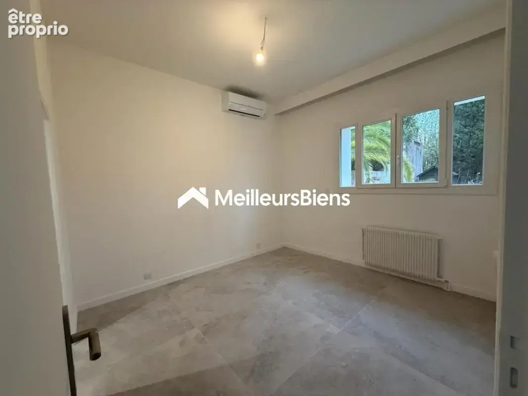 Cannes-Maréchal Juin : 3-4 pièces rénové atypique, jardin et terrasse - photo 8