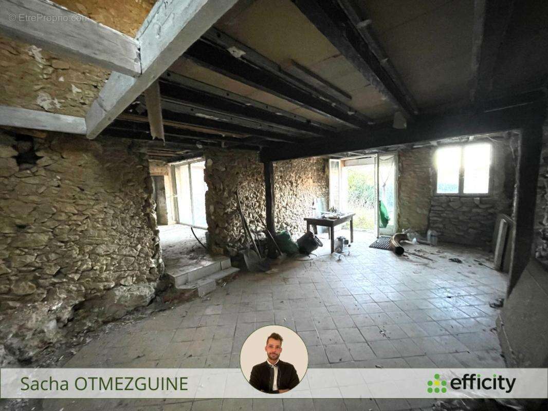 Maison à PLEUMARTIN