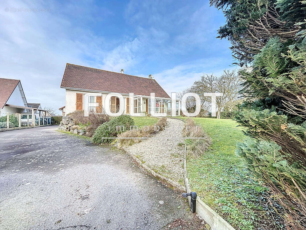 Maison à SAINT-PAIR-SUR-MER