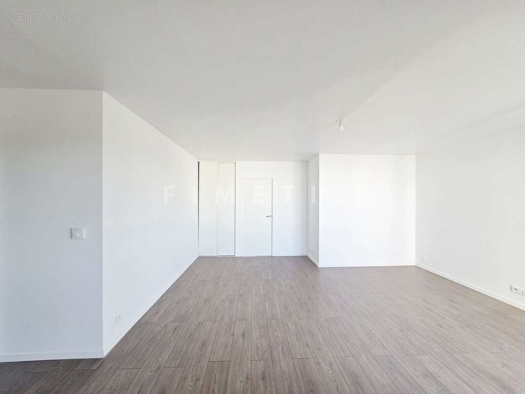 Appartement 64 m² à Noisiel  - photo 5